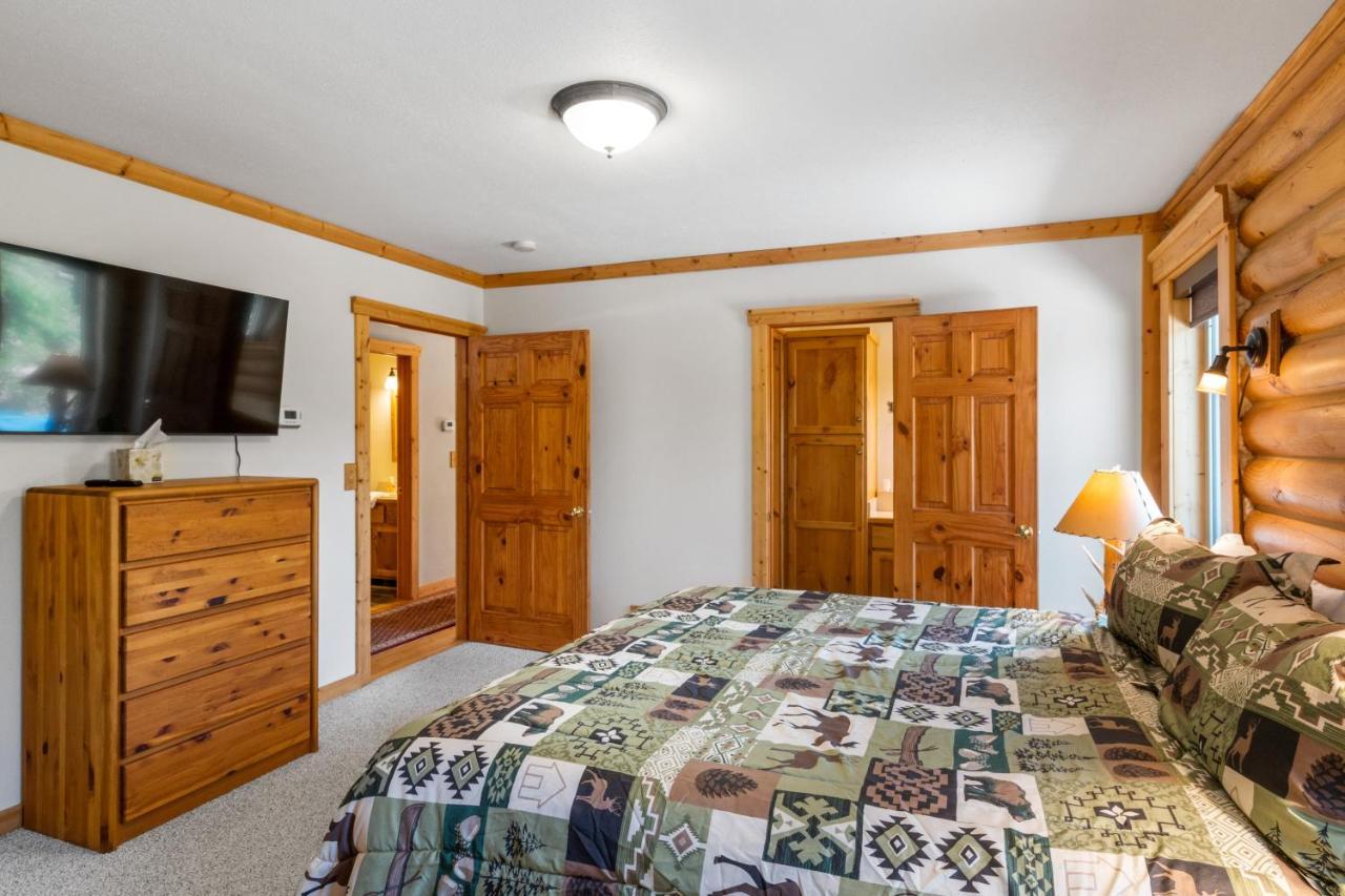 Lazy Fox Cabin West Yellowstone Bagian luar foto