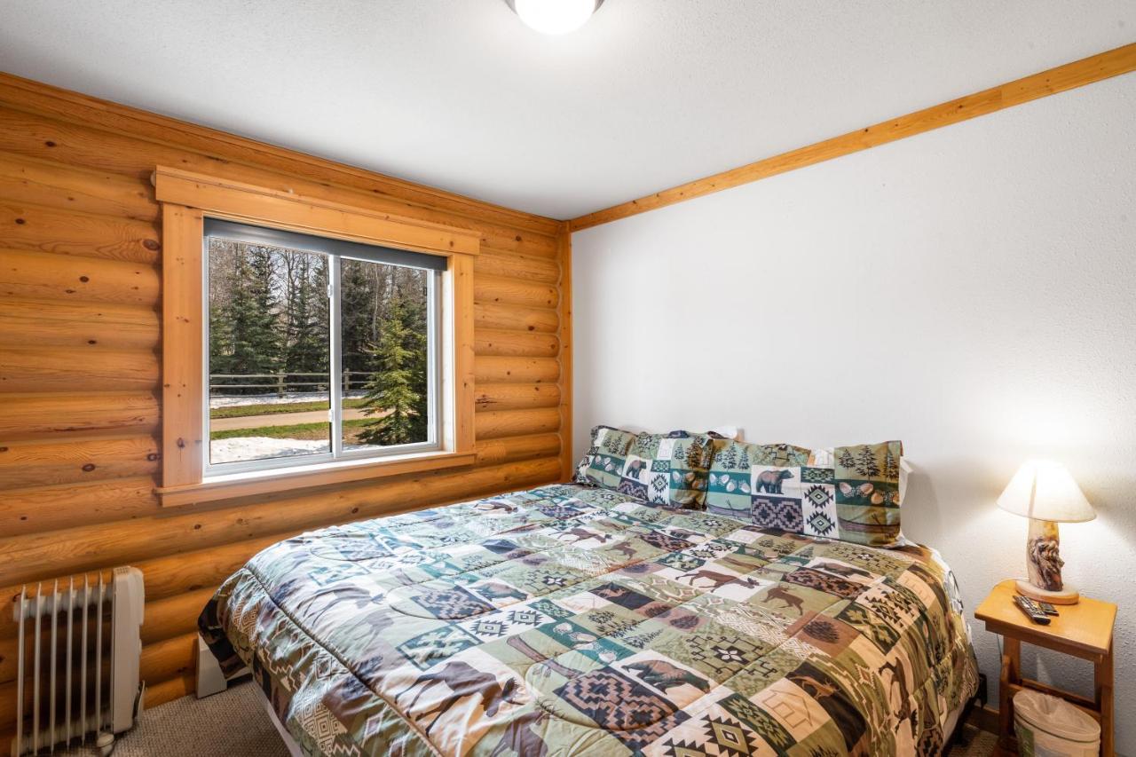 Lazy Fox Cabin West Yellowstone Bagian luar foto
