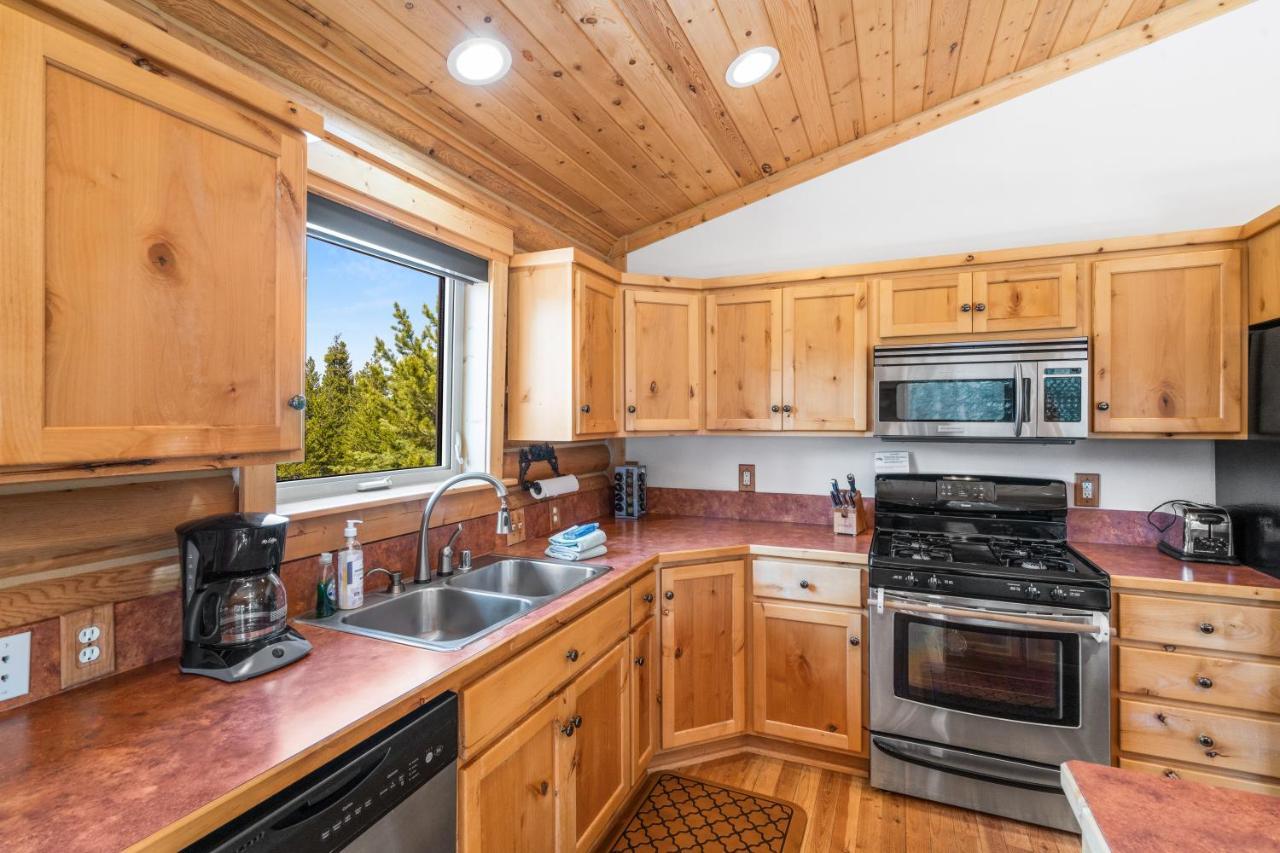 Lazy Fox Cabin West Yellowstone Bagian luar foto